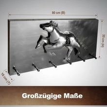 Laden Sie das Bild in den Galerie-Viewer, Kunst aus Stahl. (3D) Oldtimer-Wandgarderoben. 80 cm. Hakenleiste Paneel 80x35x16cm 4 künstlerische Modelle in Handarbeit.