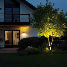 Laden Sie das Bild in den Galerie-Viewer, LED Gartenlicht 6er Set mit Gartenspieß. 6 x 3 Watt LED-Licht. Warmweiß.