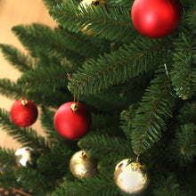 Laden Sie das Bild in den Galerie-Viewer, Künstlicher Weihnachtsbaum Nordmanntanne – 180 cm