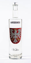 Laden Sie das Bild in den Galerie-Viewer, 0,7 Liter Iordanov Vodka Diamond Skull Edition aus ca. 1000 Kristallen (57,00€ / L.)